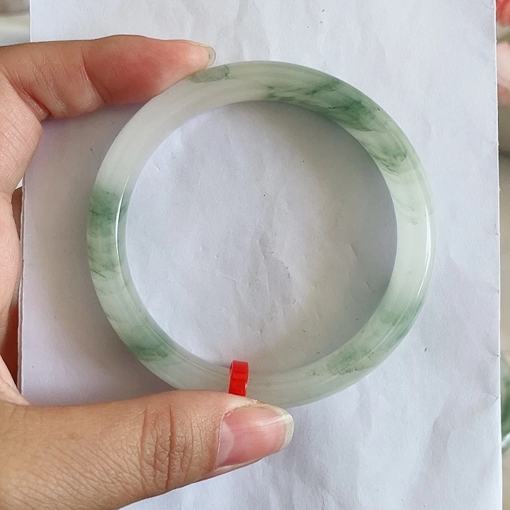 石英岩玉手镯未镶嵌K***喵27