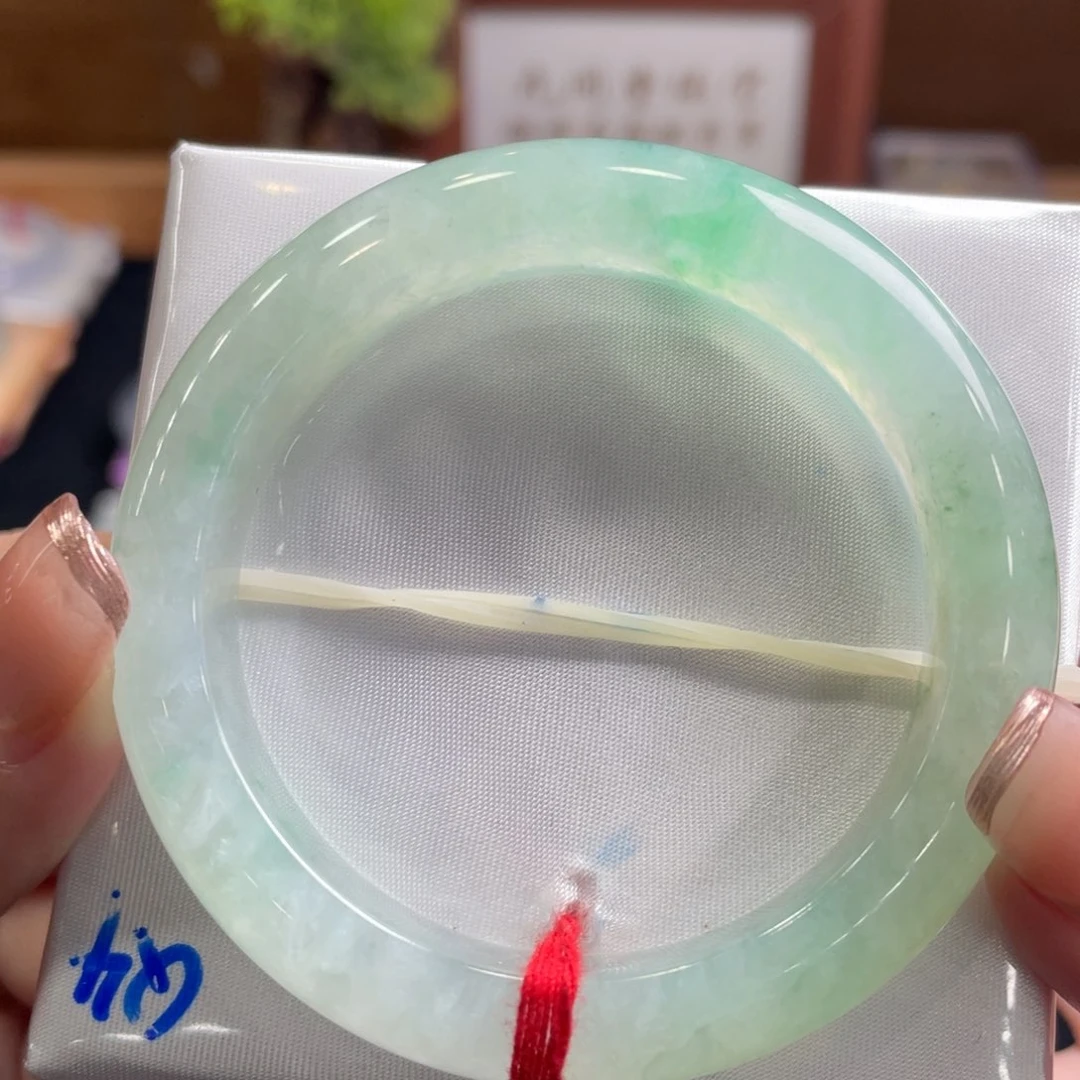 翡翠手镯未镶嵌51.3 冰绿