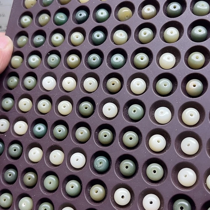 白玉菩提吊坠瑕疵8-6青提墩200颗