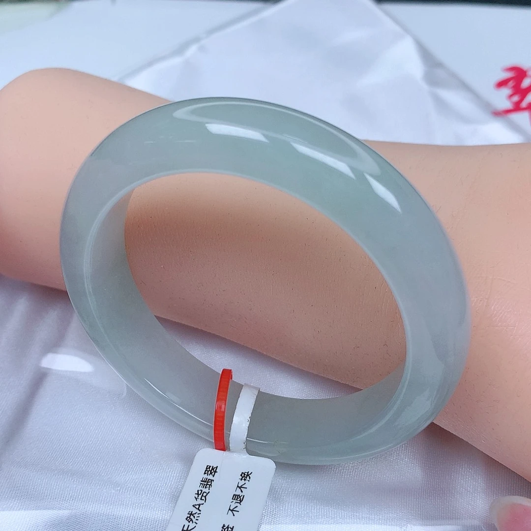 【闪购商品】翡翠手镯未镶嵌，53