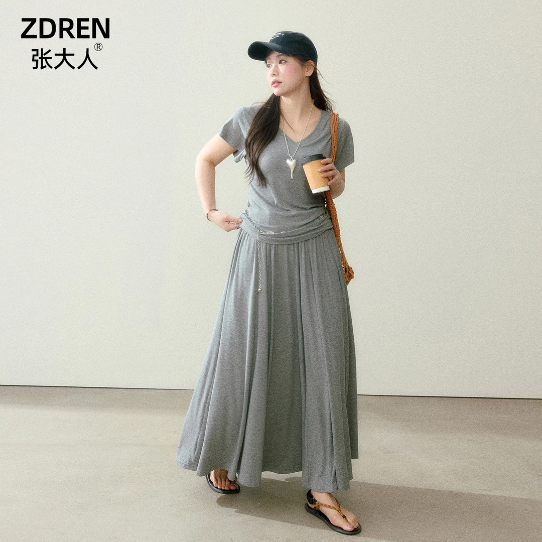 张大人【雕塑系美学】大码女装胖妹妹夏季显瘦休闲灰色T恤半裙套装