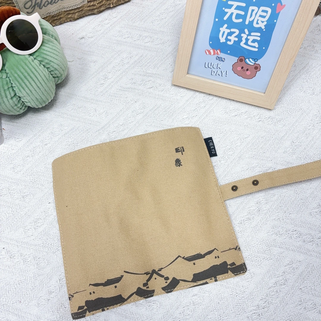 儿童卡其色印花帆布笔袋194