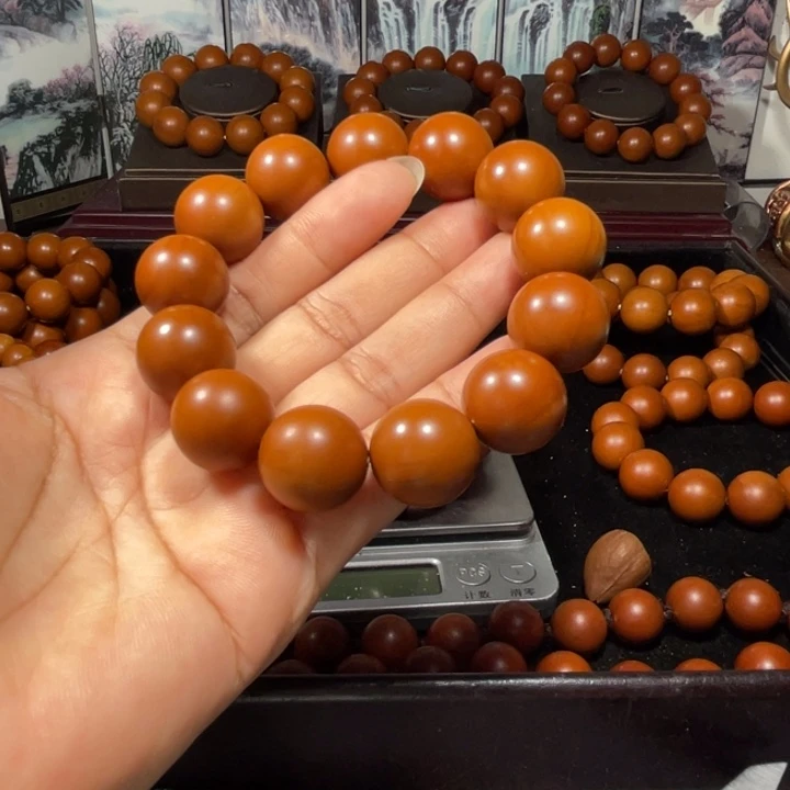 吊坠橄榄核1.76+树王全品
