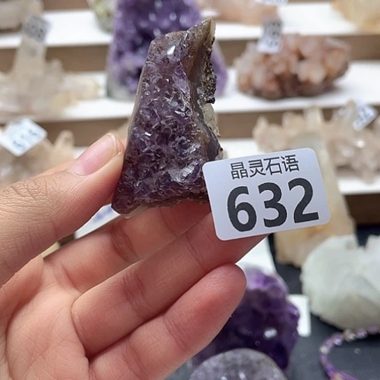 未镶嵌水晶大型摆件（非配饰）