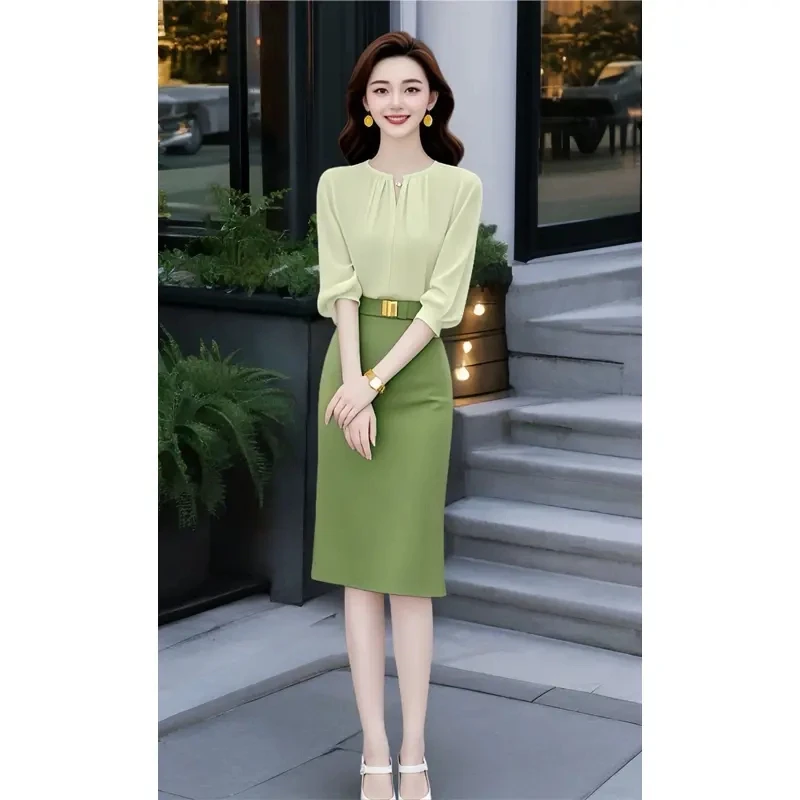早春搭配一整套气质名媛高端轻奢高级感小香风绿色衬衫半身裙套装