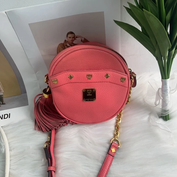 95新 MCM mcm 百搭款圆饼单肩包