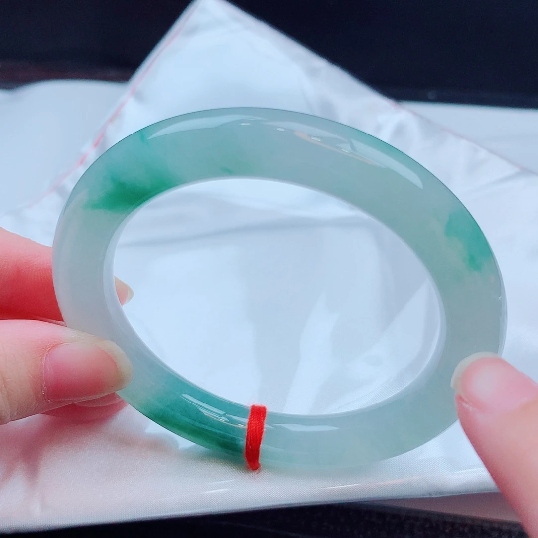 翡翠未镶嵌手镯缅甸天然翡翠A货