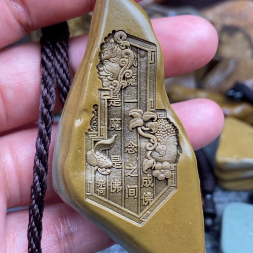 【闪购商品】原石雕刻手把件