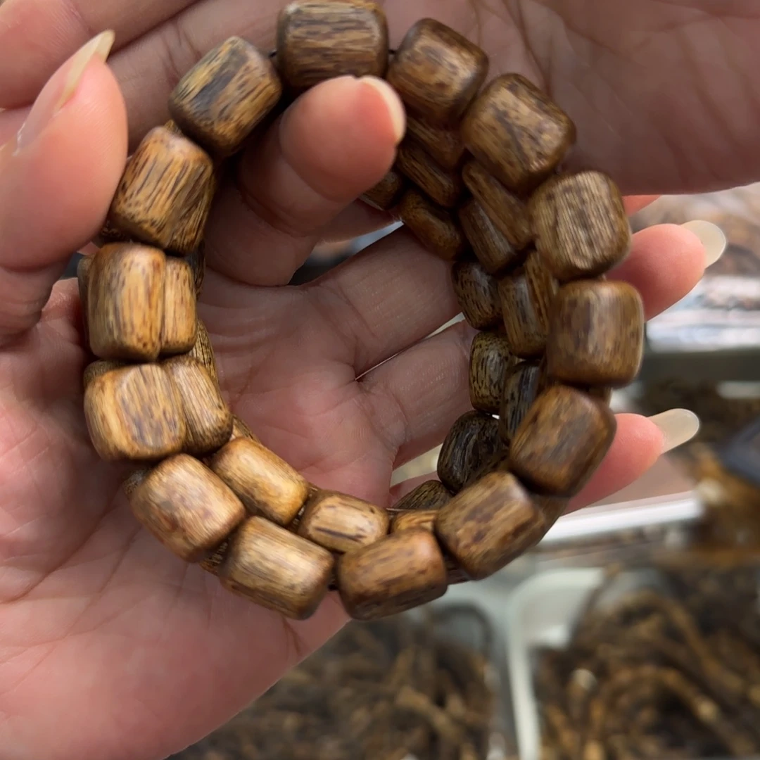 沉香手串多样性发1条树心油白棋高货10克