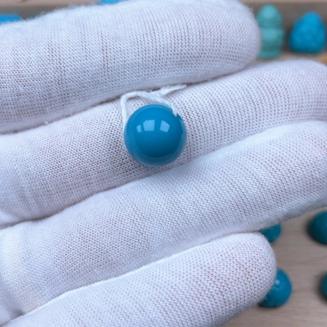 绿松石未镶嵌颈饰