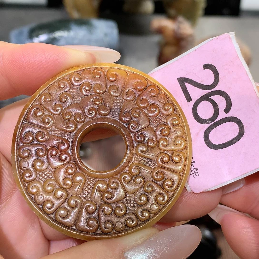 颈饰未镶嵌和田玉财*堂