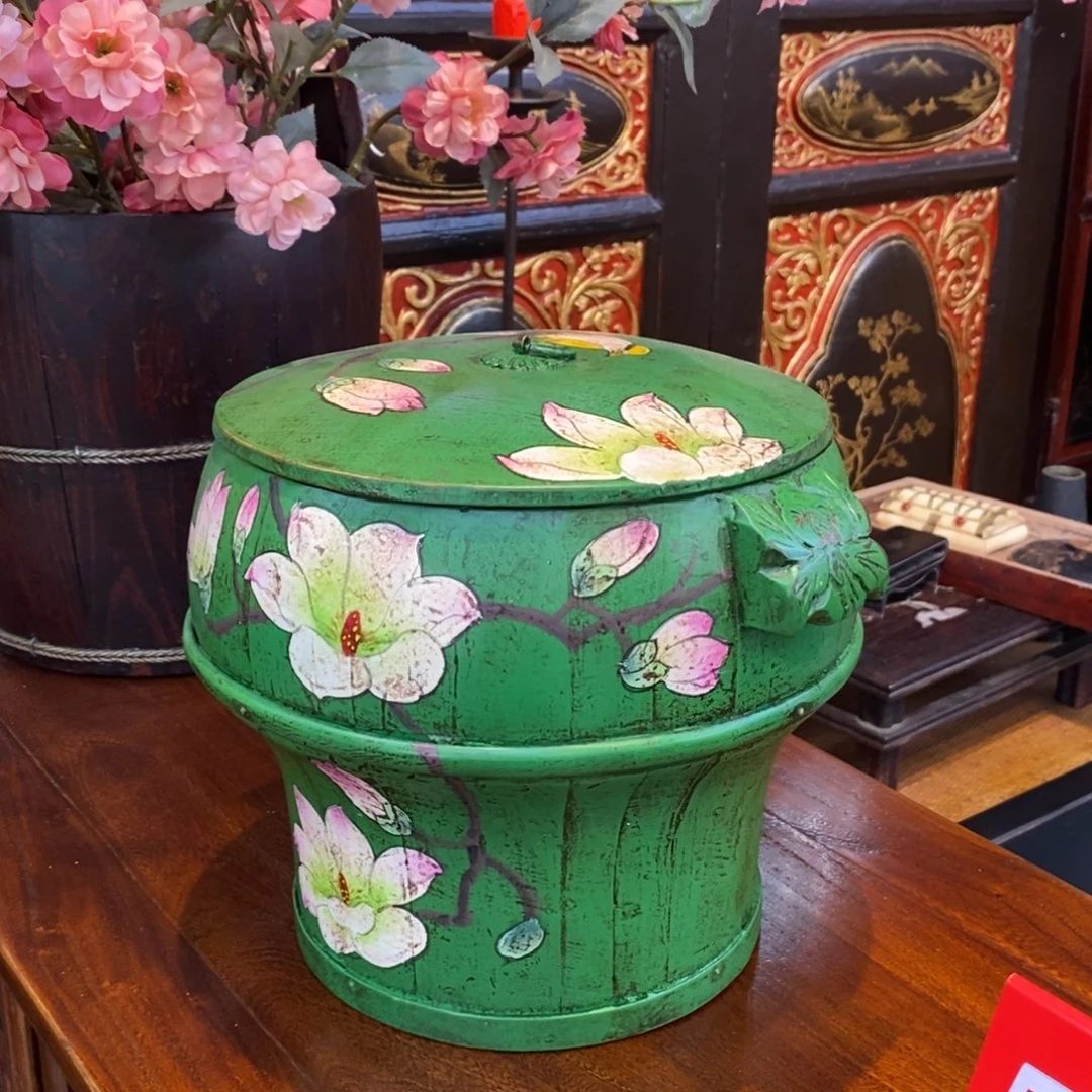 小***兵木（红木类）老木桶摆件