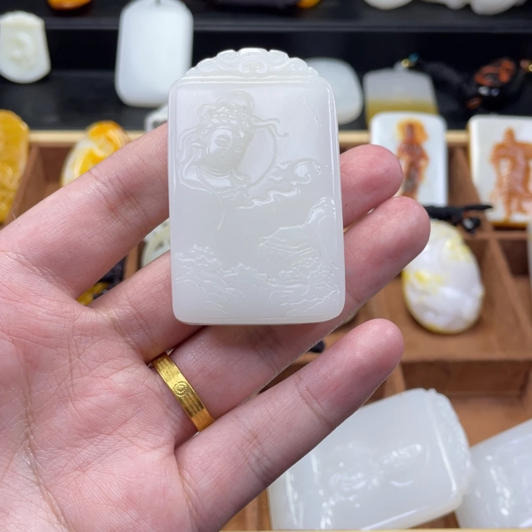 颈饰未镶嵌和田玉配绳