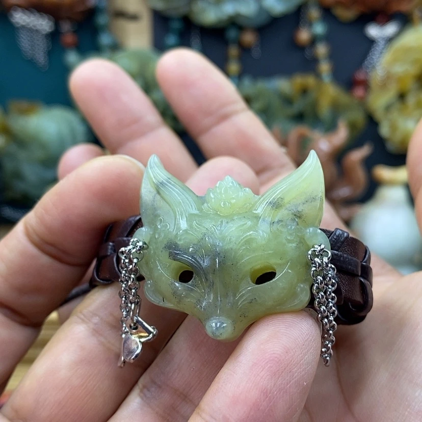 【闪购商品】未镶嵌岫玉手牌