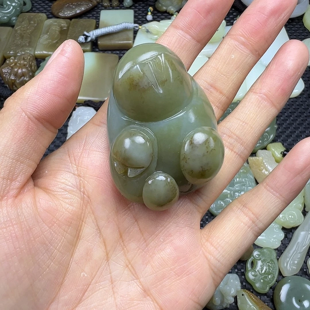 和田玉未镶嵌吊坠(不含链)