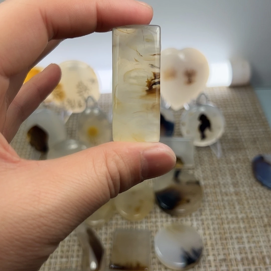 玛瑙/玉髓未镶嵌颈饰