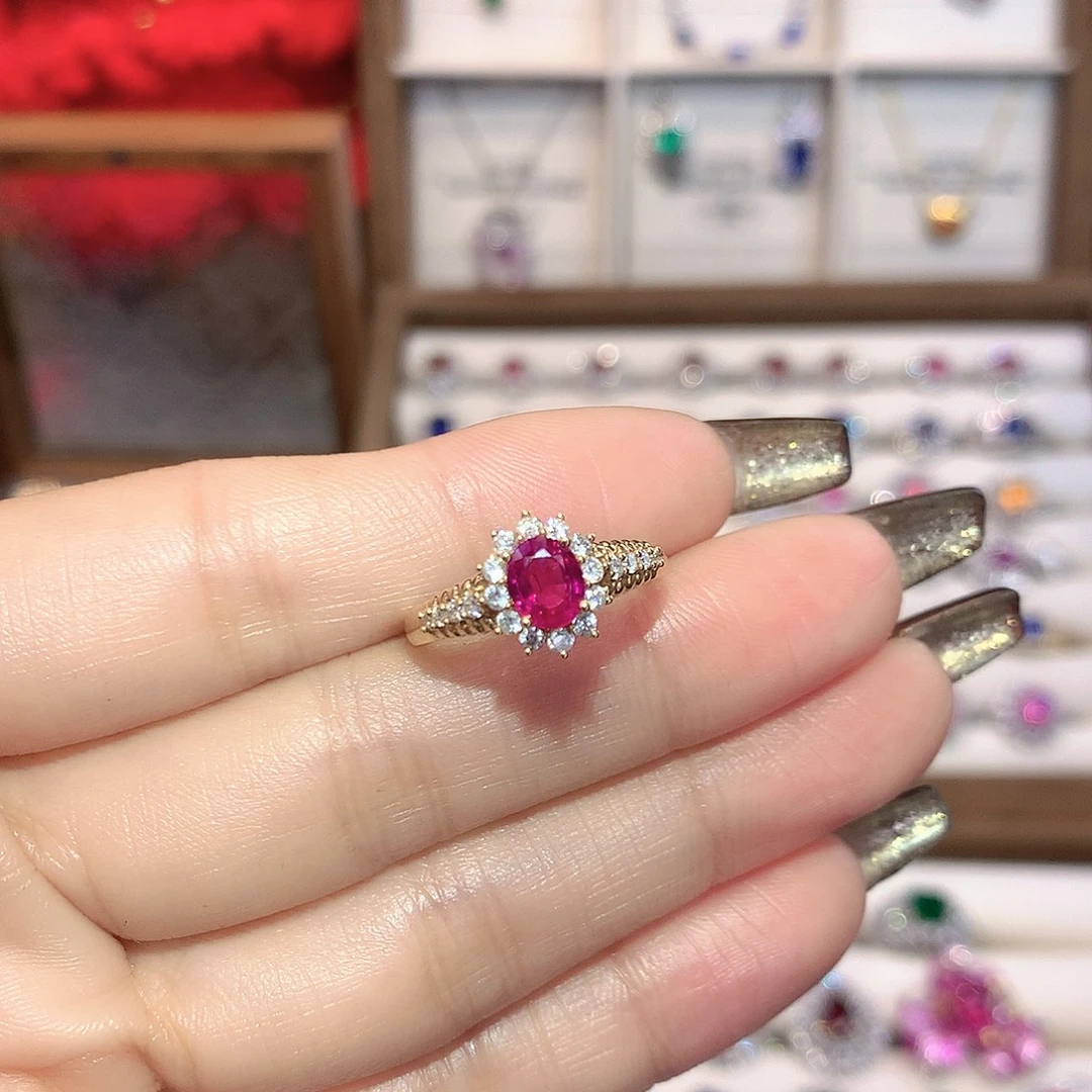 戒指红宝石18K金镶嵌0.71ct/天然宝石/七天无理由