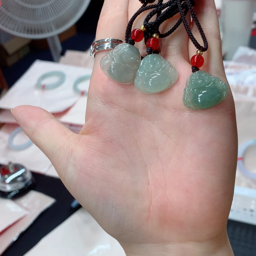 翡翠未镶嵌颈饰多样性发1