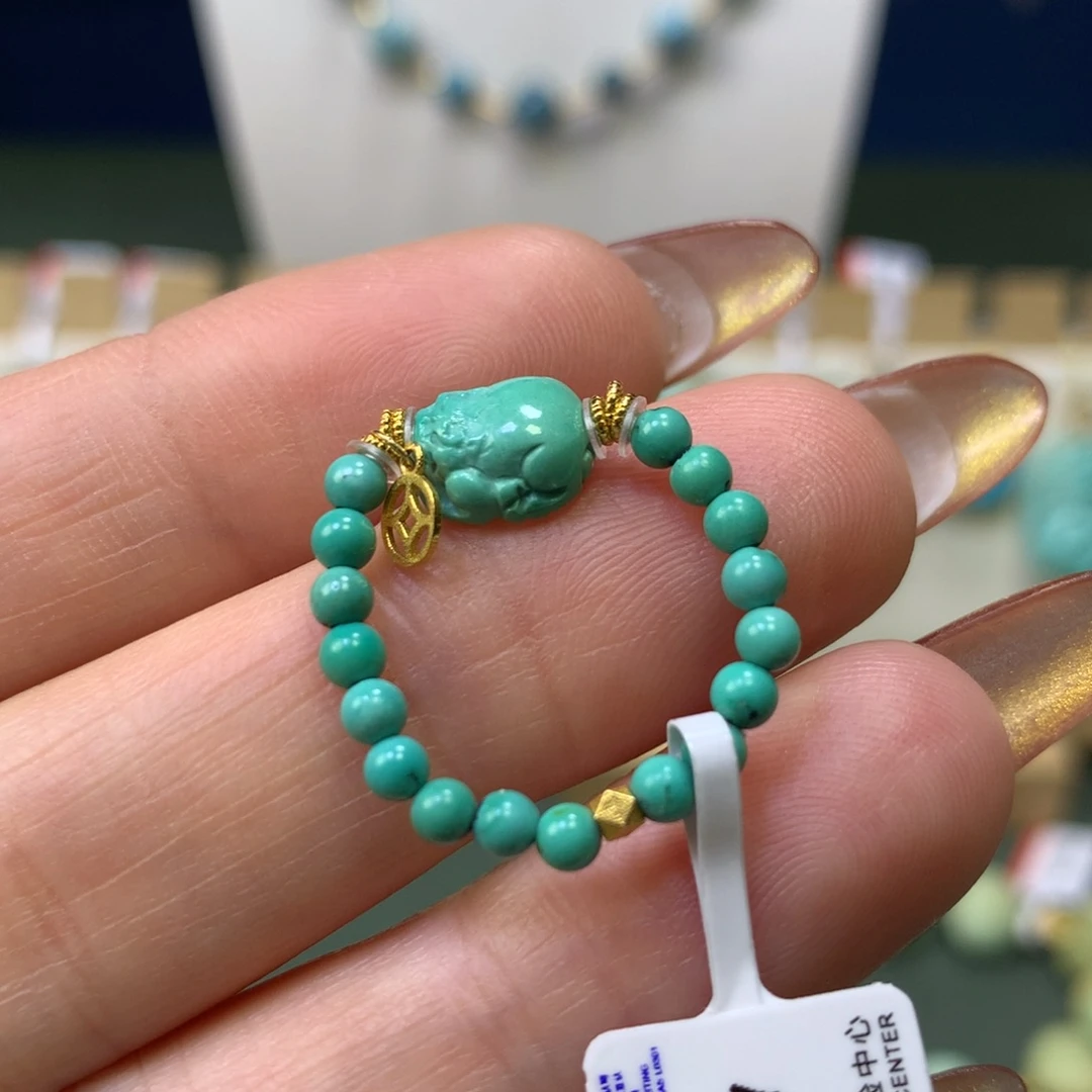 绿松石戒指18K金镶嵌