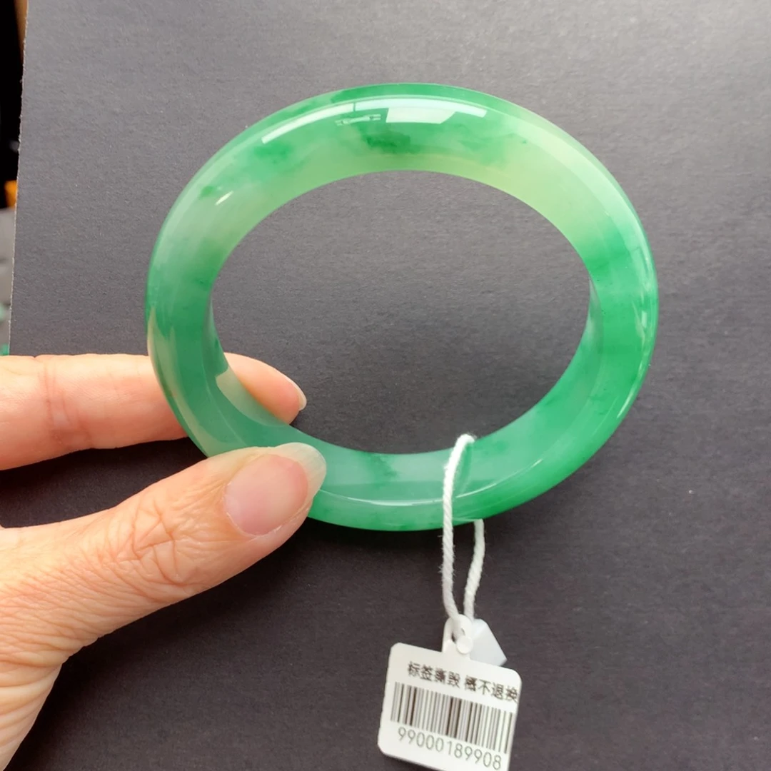 未镶嵌手镯石英质玉