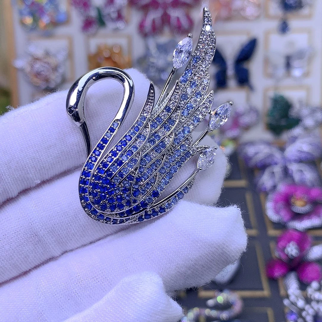 合成立方氧化锆铜胸针胸花