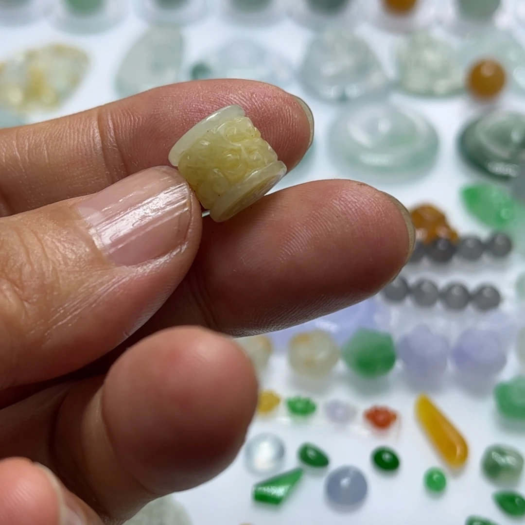 未镶嵌定制翡翠桶珠