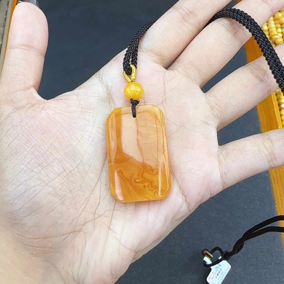 琥珀颈饰未镶嵌吊坠