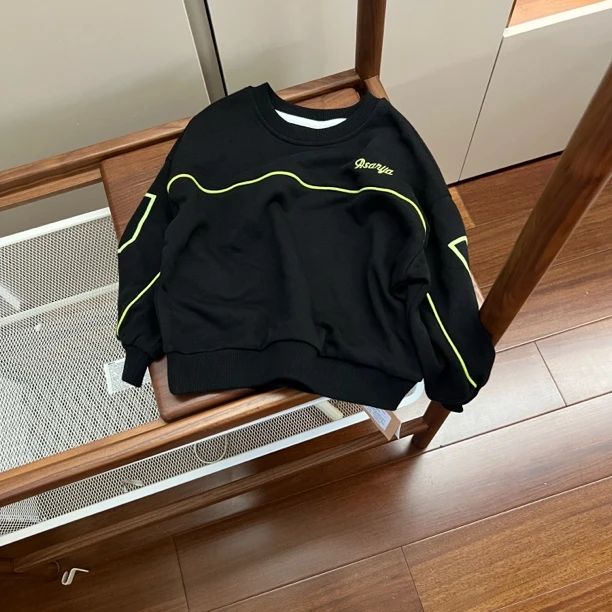 【编号F290】C366-01-儿童字母as刺绣卫衣-YJ