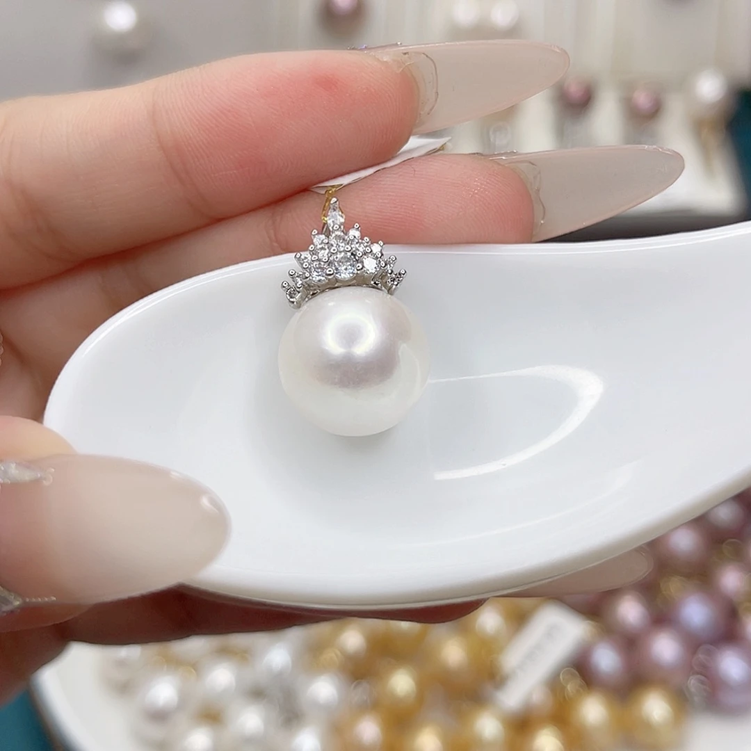 淡水珍珠合金吊坠(赠链)