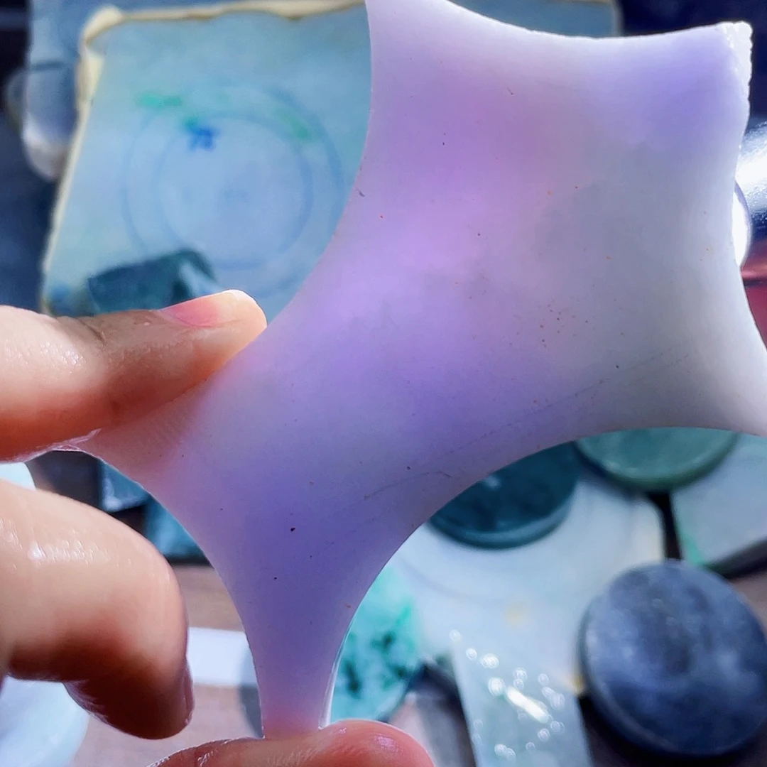 翡翠未镶嵌颈饰毛料5