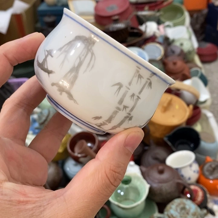 陶瓷艺术品及陶瓷壶