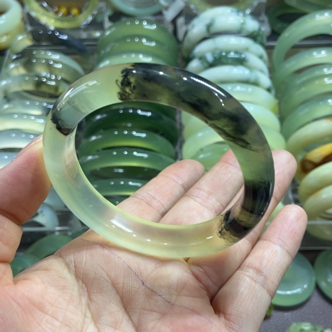 未镶嵌岫玉手镯59.4