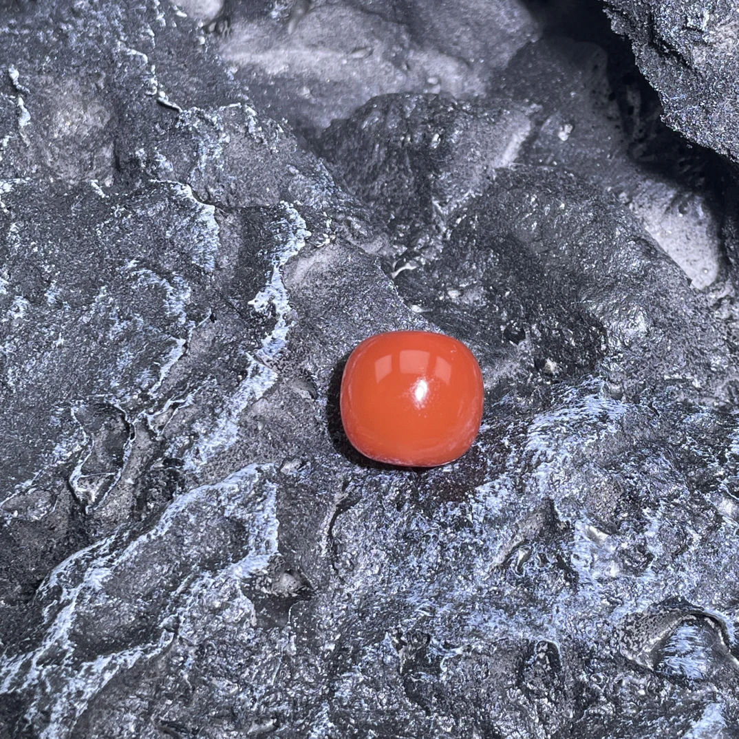 天然原矿保山南红老型珠14MM，原矿全品无暇