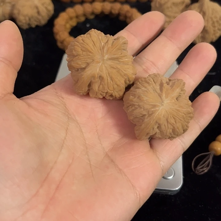 把件文玩核桃39左右磨盘，编号0019