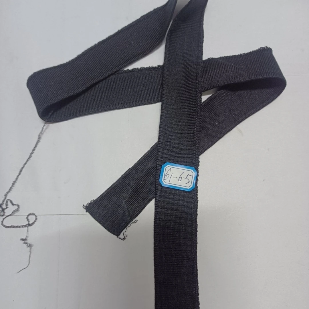 61-6-520条罗纹领条窄领条纯黑