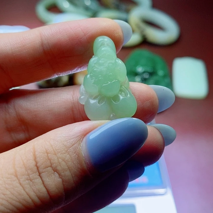 和田玉（糖玉）未镶嵌颈饰