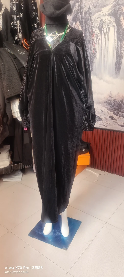 轻奢气质长袖连衣裙时尚优雅法式设计显瘦百搭