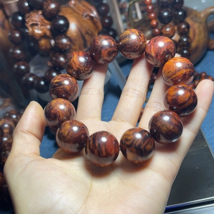 人***生花梨木类端景台海南黄花梨2.0水波手串