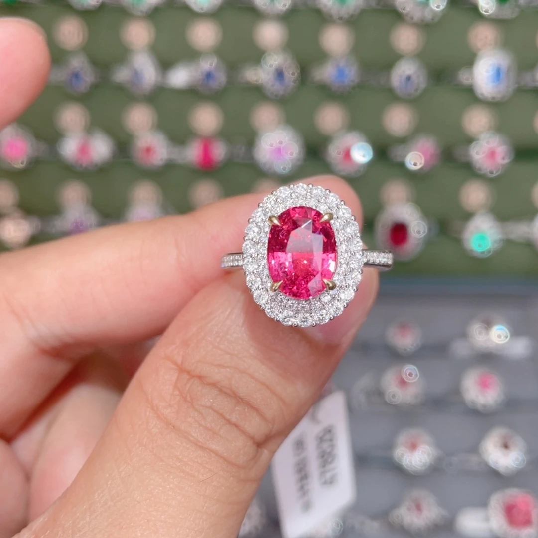尖晶石戒指18K金镶嵌2.6ct 无烧马亨盖
