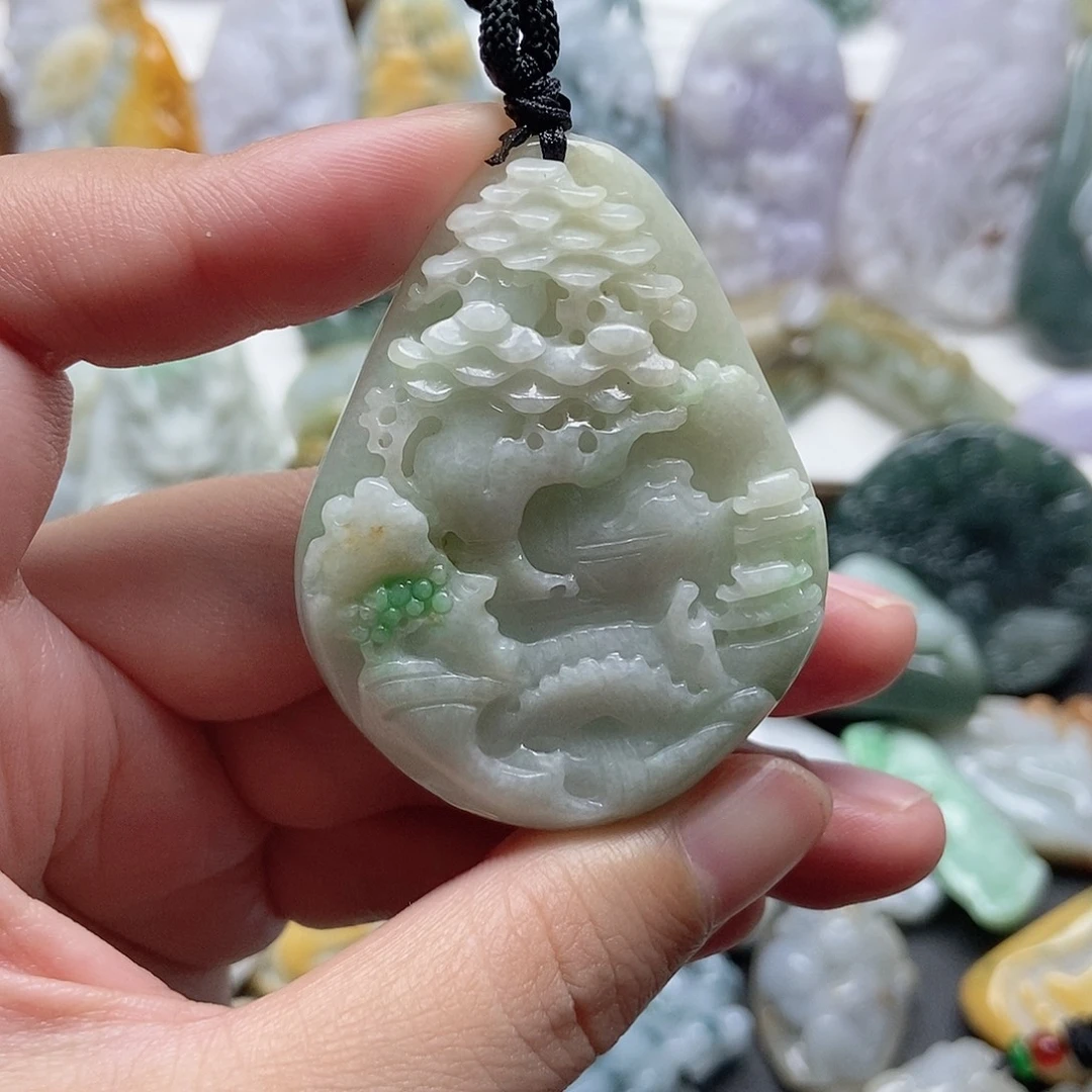 翡翠未镶嵌颈饰翡翠