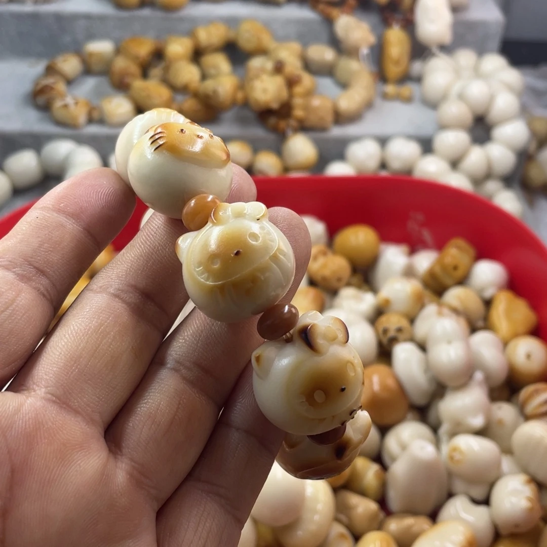 吊坠菩提根/象牙果微瑕象牙果卡通猫手串