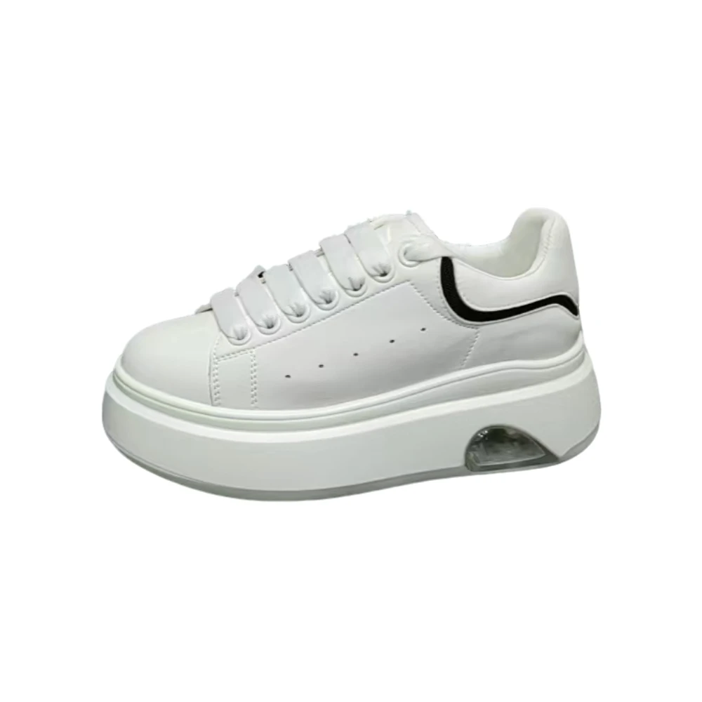 25102  25541真皮厚底小白鞋 （标准尺码）**米