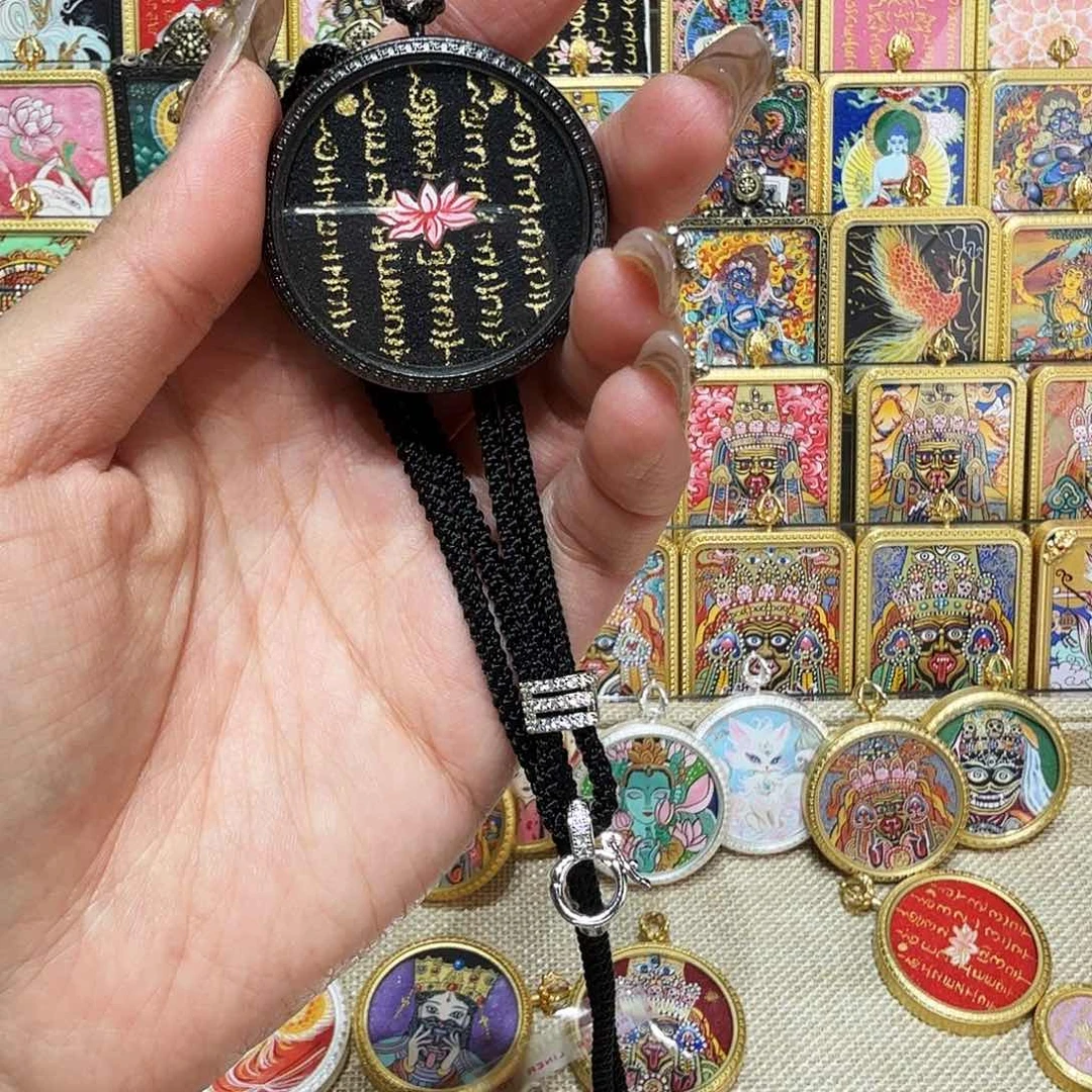 吊坠热贡纯手绘唐卡非遗文化