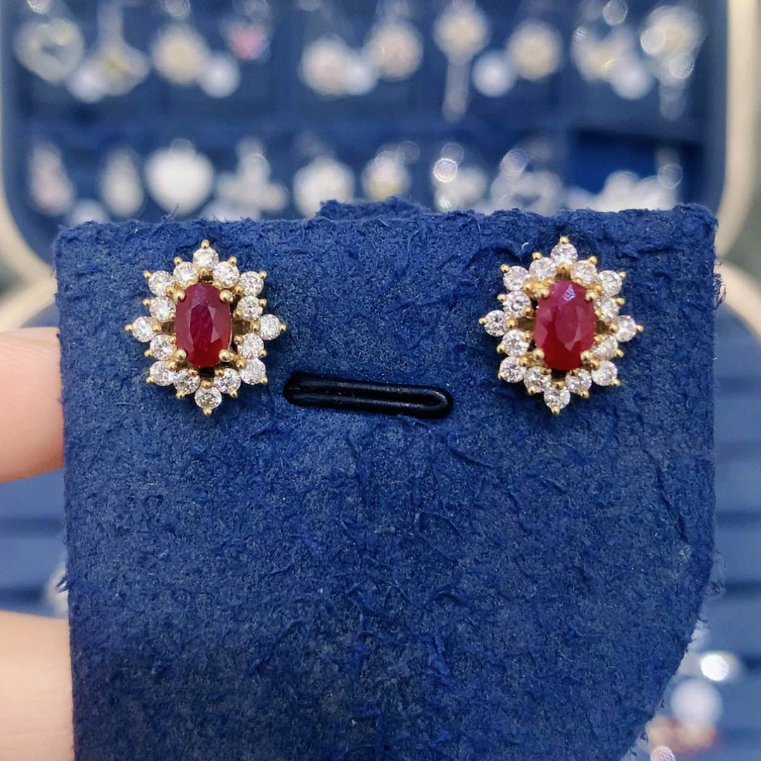 【闪购商品】18K金镶嵌耳饰红宝石1.1克拉大雪花耳钉