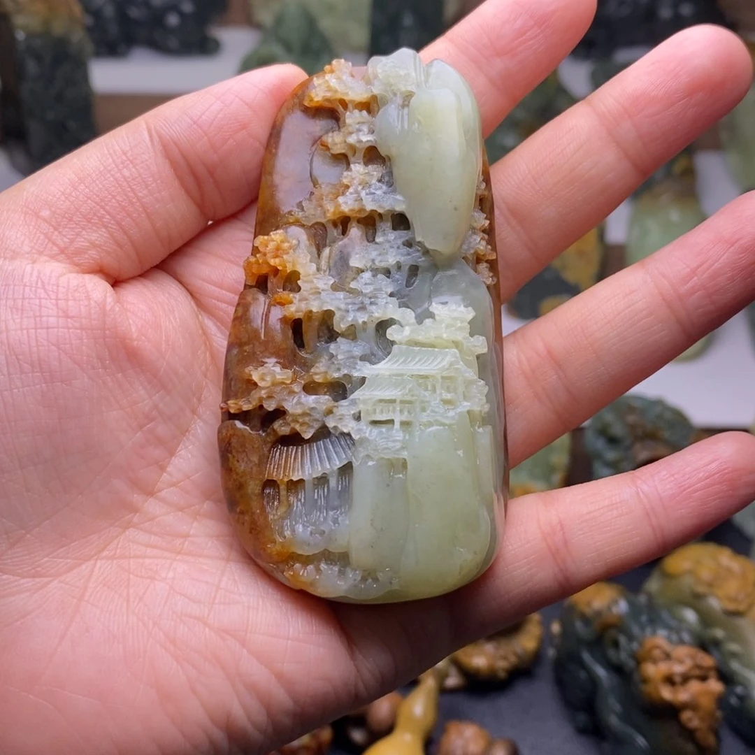 岫岩河磨玉（透闪石质玉）手把未镶嵌栾****郝