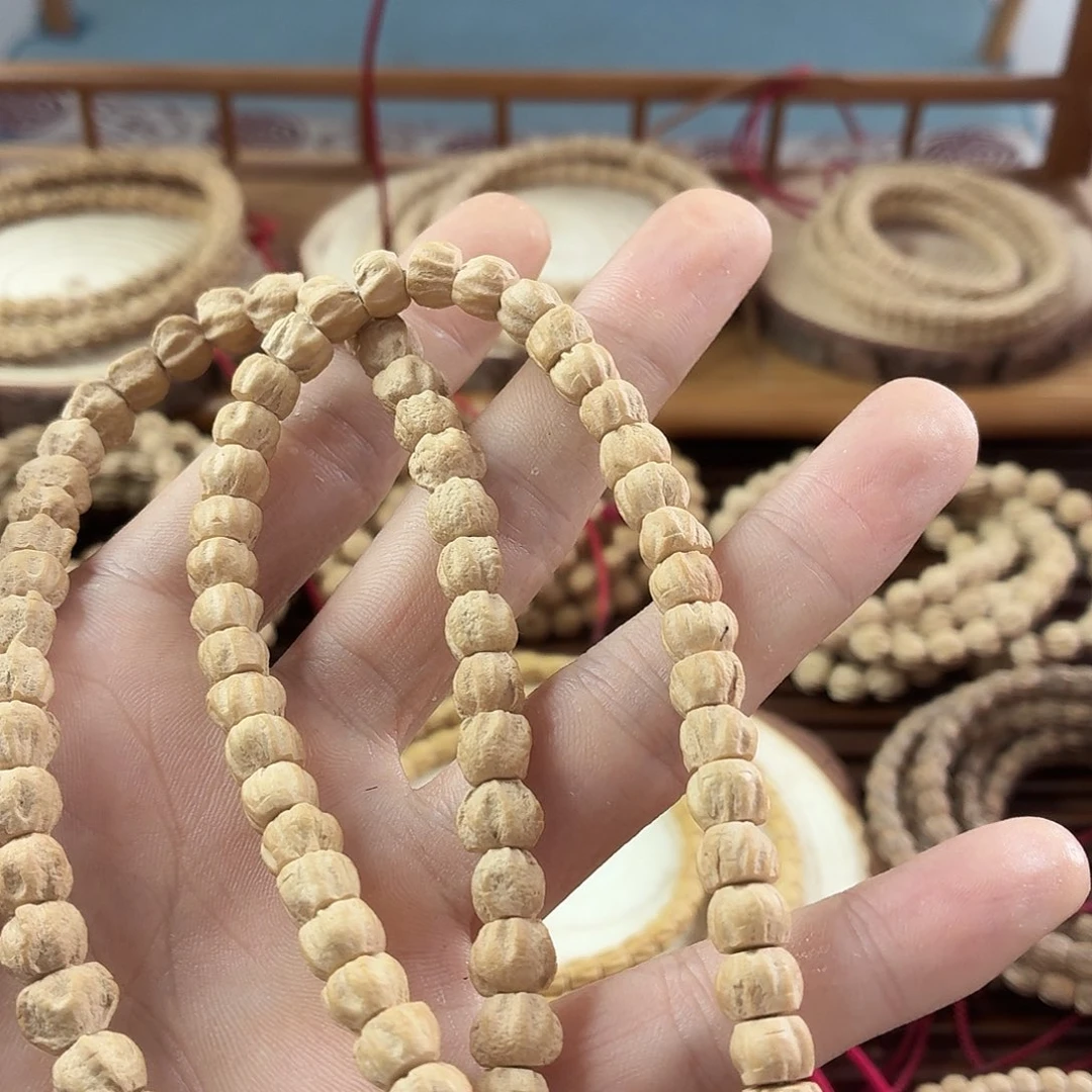 柏香籽/百香籽手串何**月