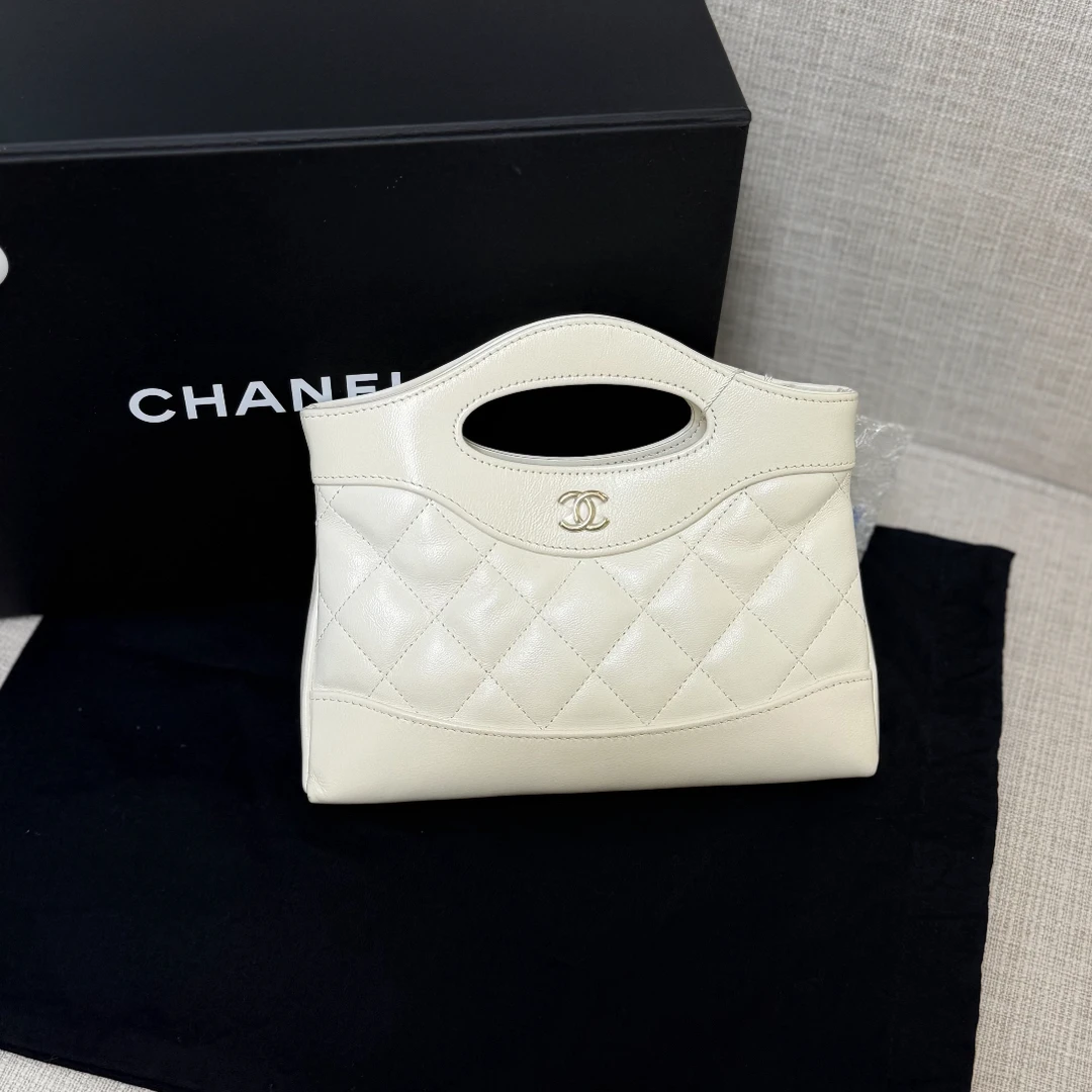 未使用 Chanel/香奈儿 31bag nano白色金扣附件：盒子尘袋小票