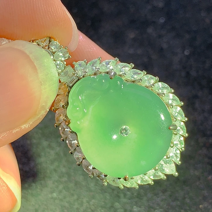 翡翠未镶嵌颈饰翡翠