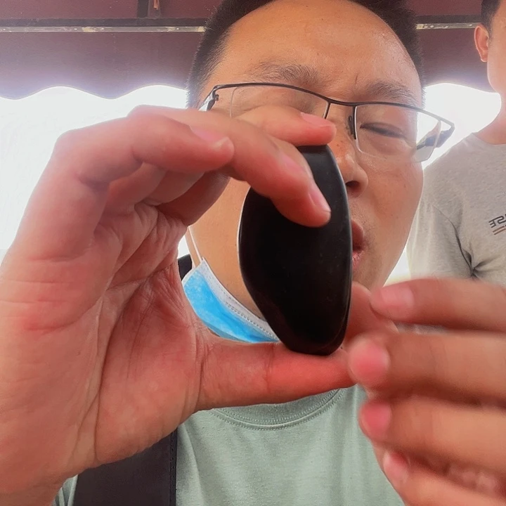 和田玉未镶嵌颈饰王*秋