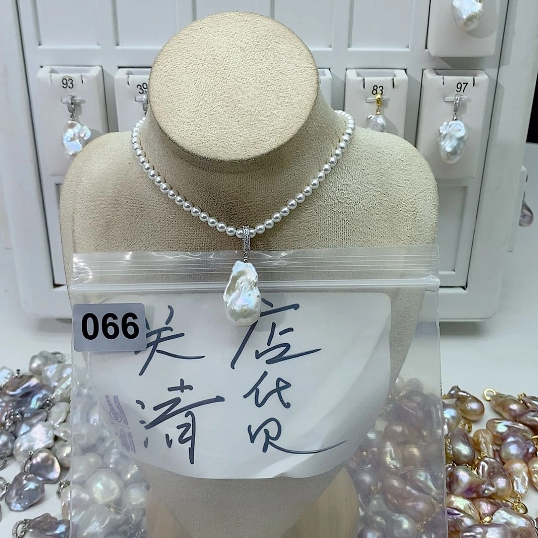 淡水珍珠颈饰合金